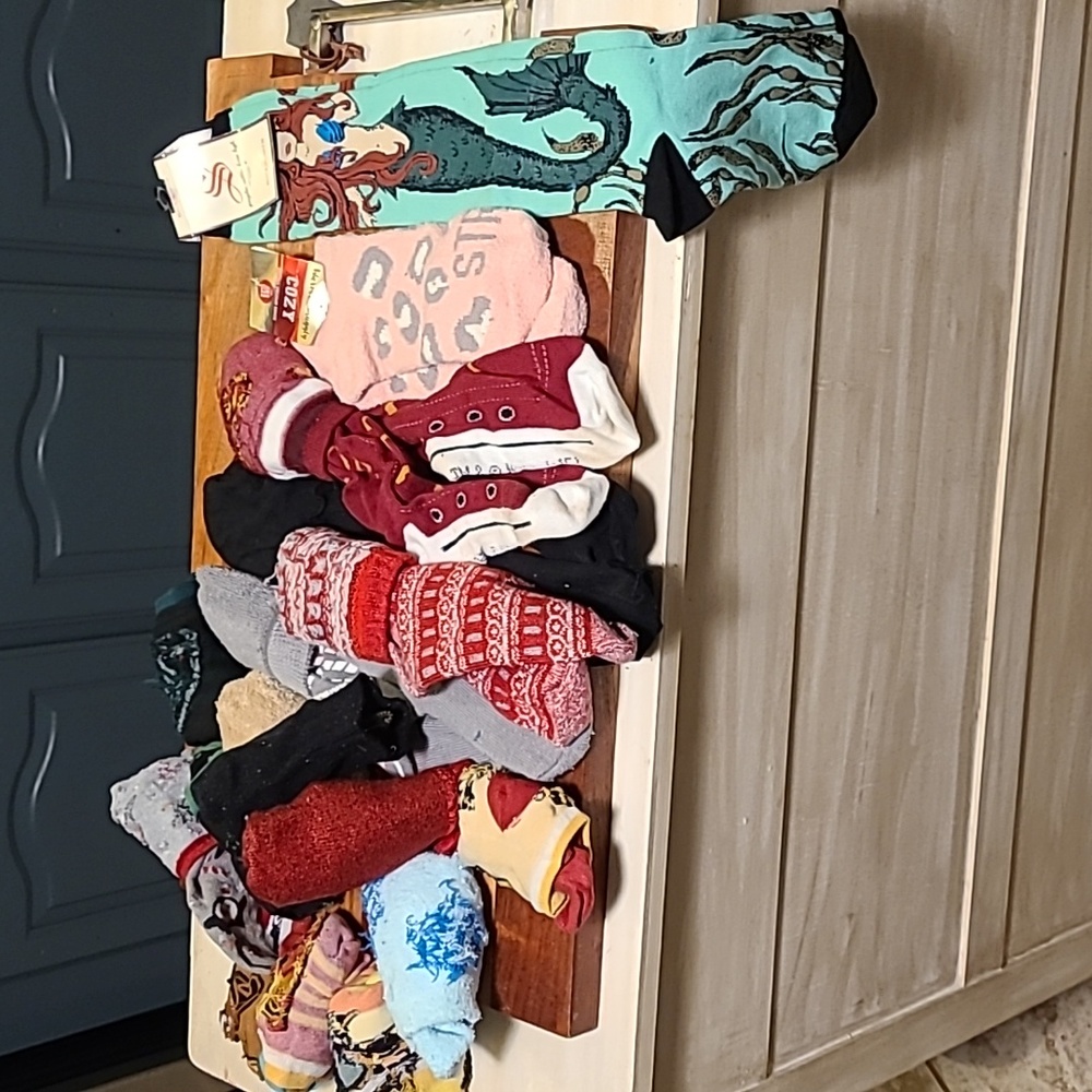 Harry Potter, pokemon,Scooby-Doo and more socks